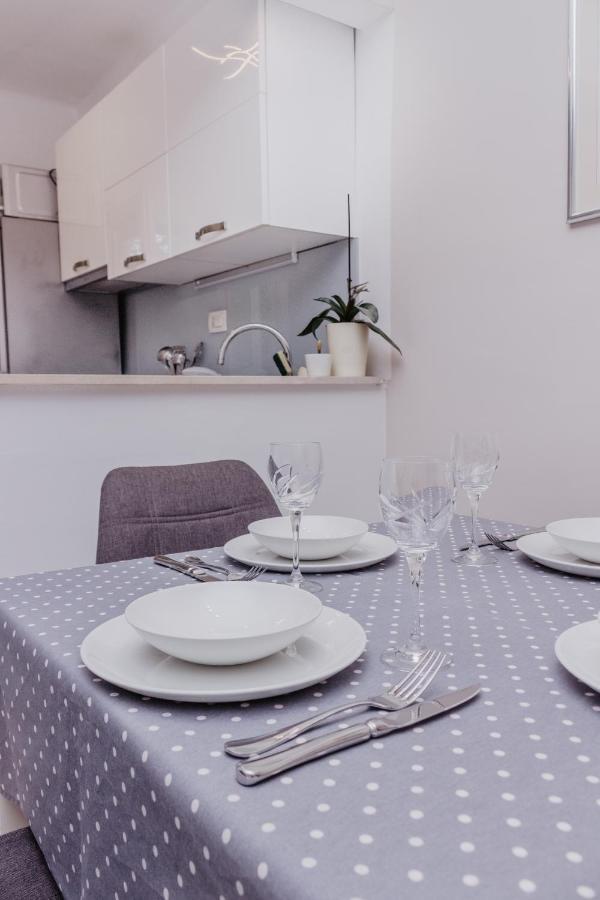Apartment Tea Split Bagian luar foto