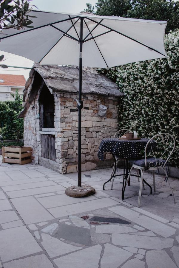 Apartment Tea Split Bagian luar foto